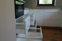 Meble kuchenne Ral9001 i płyty Egger H3303