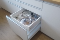 Meble na zamówienie. Szuflada wewnętrza Blum. . 